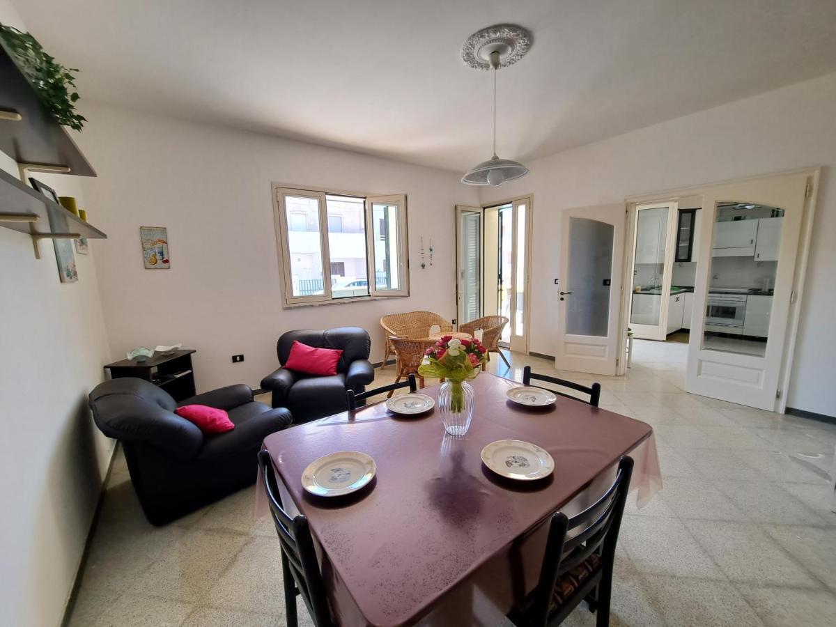 Casa Vittorio A 100M Dalla Sabbia Lido Marini Exteriör bild